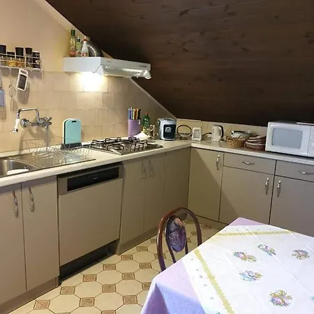Anna Apartment *